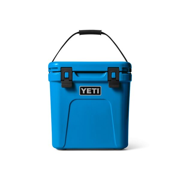 YETI Roadie 24 in Big Wave Blue