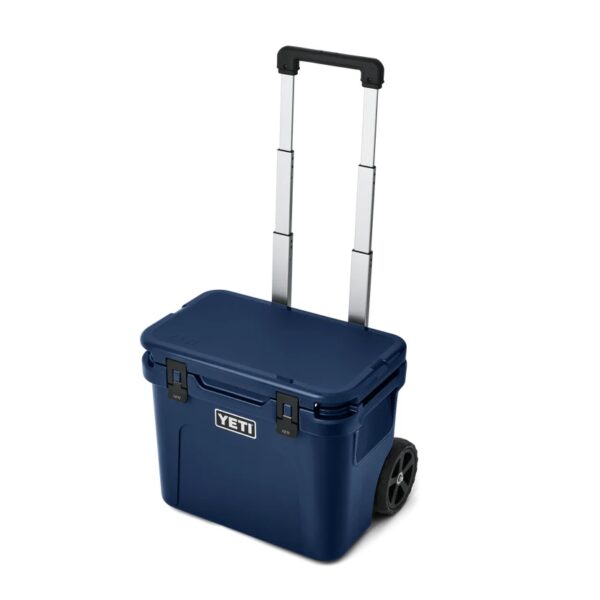 YETI Roadie 32 Wheeled Cooler in Navy